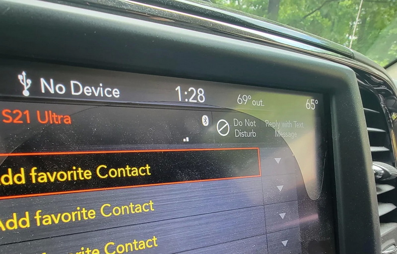 Dodge, Chrysler and Jeep Navigation Display Repair Service in FL and GA - 786-355-7660. Dodge Challenger touch screen repair.