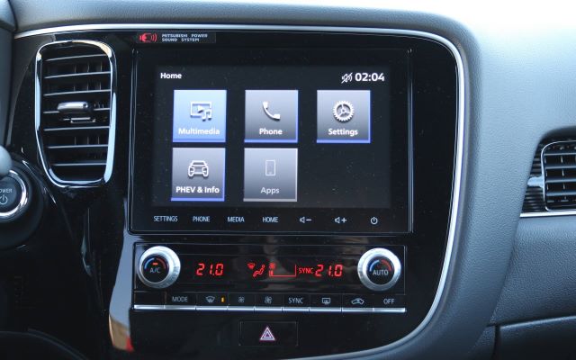 Mitsubishi OUTLANDER Repairs Service - Mitsubishi OUTLANDER Touchscreen Repair Service Call 786-355-7660